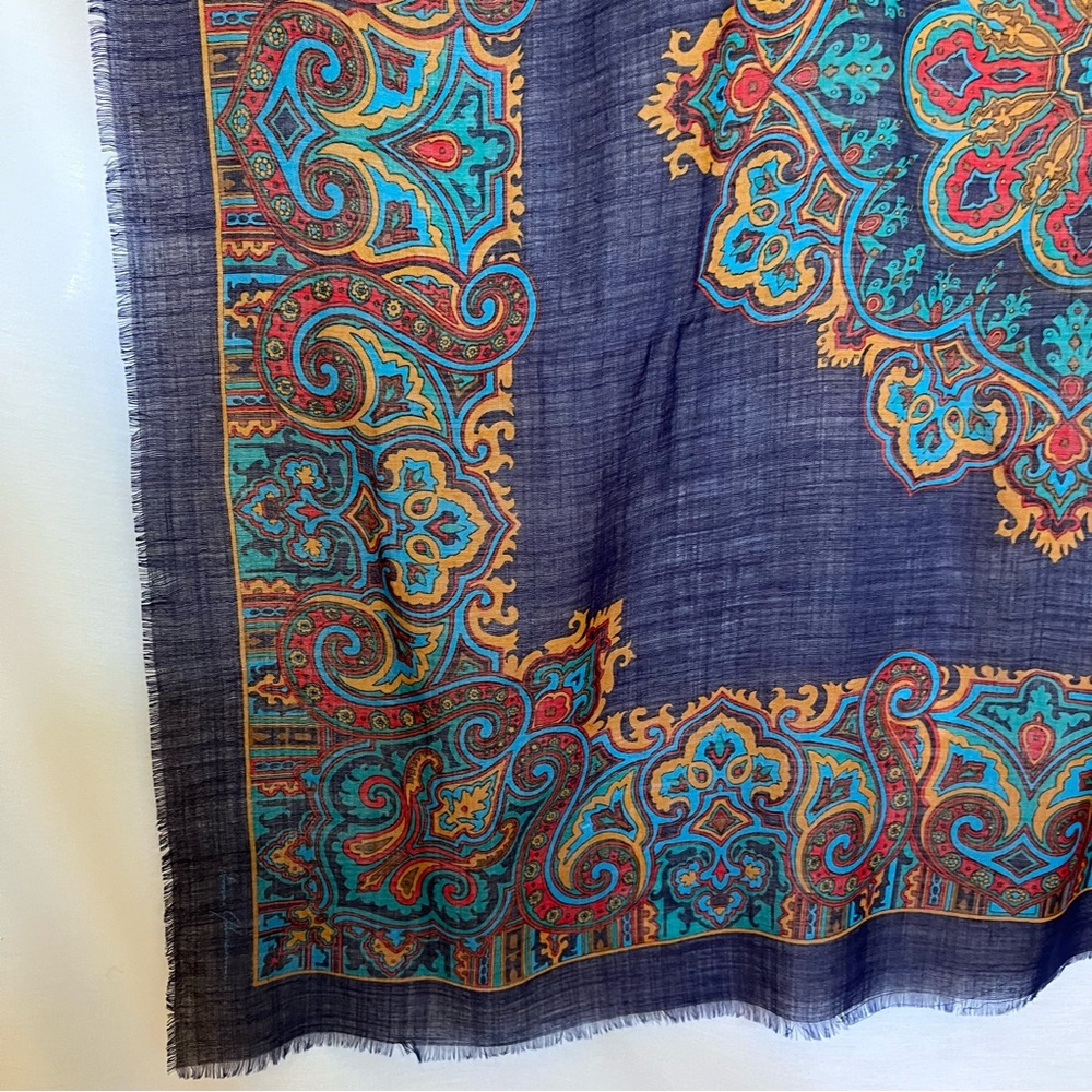 Vintage Ginnie Johansen Wool Scarf with Paisley Design 1986 - Picture 6 of 13